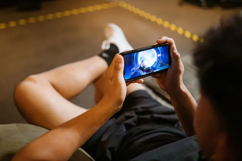 From Fortnite to Futures: How Regular Gamers Accidentally Became Sports Bettors